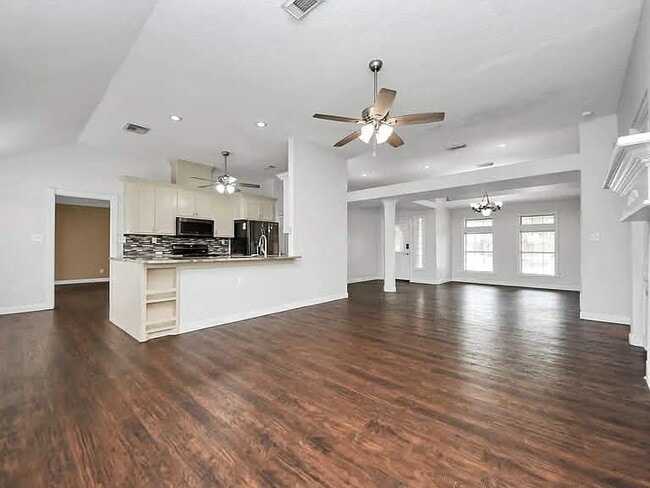 Building Photo - 204 Audubon Woods Ct