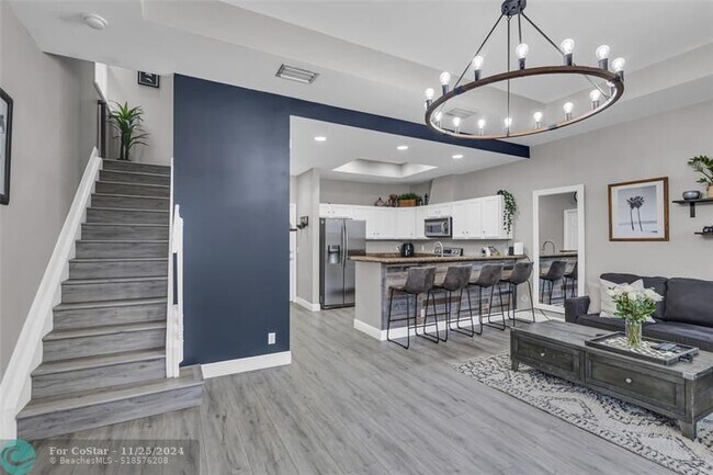 Photo - 505 SW 18th Ave Townhome