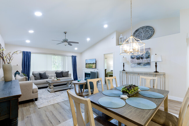 Photo - 830 Club Dr Townhome