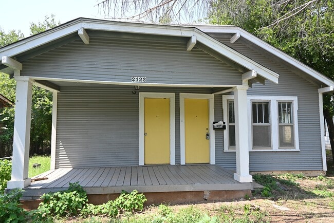 Building Photo - 2122 Yale Ave Rental
