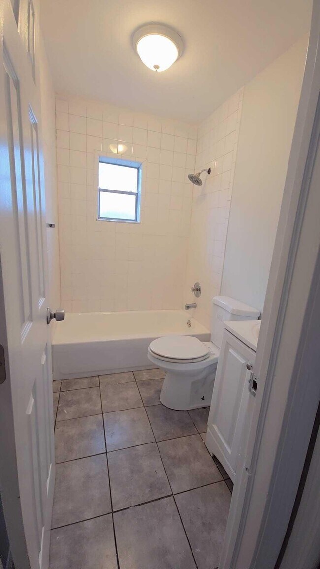 Photo - 621 NW 5th Ave Unidad 3