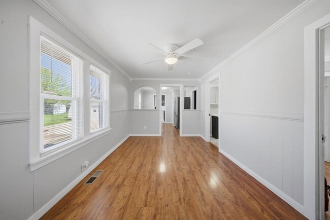 Photo - 809 W Park Ave