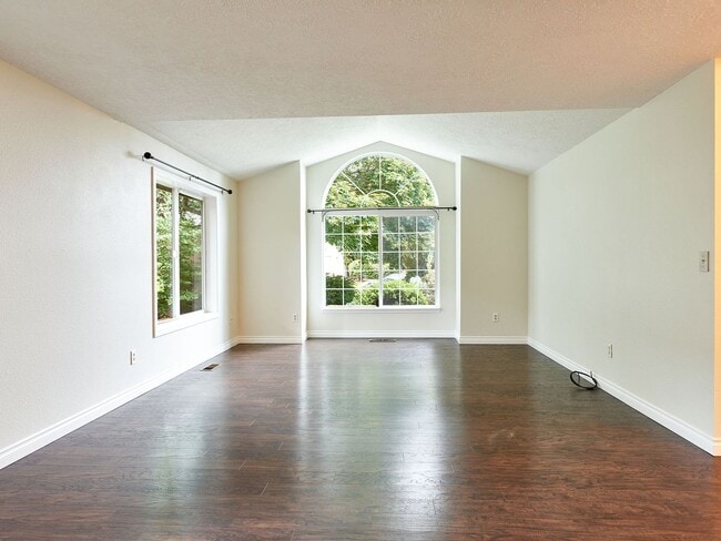 Photo - 3 bed, 2 bath single-level home in South Salem