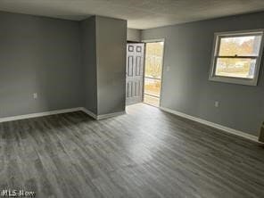 Building Photo - 740 Princeton Ave Unit 1