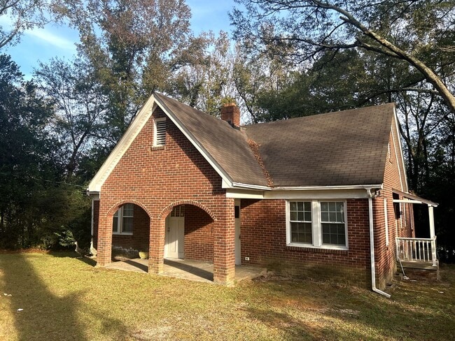 Photo - Move-In Ready Home with Spacious Backyard & Prime Location