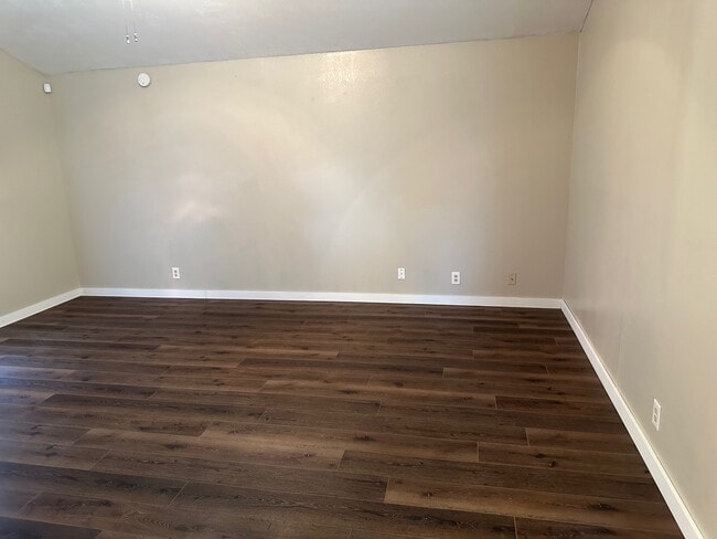 Photo - 1028 Woodruff St