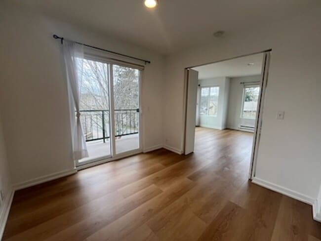 Photo - **Bright & Updated 2-Bedroom Condo with Water View in Friday Harbor!** Unit 201