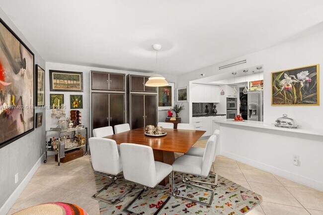 Photo - 2843 S Bayshore Dr Unidad 4B