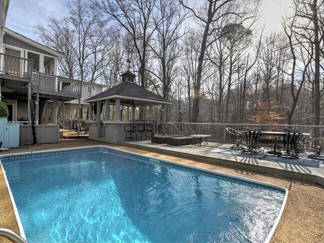 Photo - 3932 Shoemaker Ct
