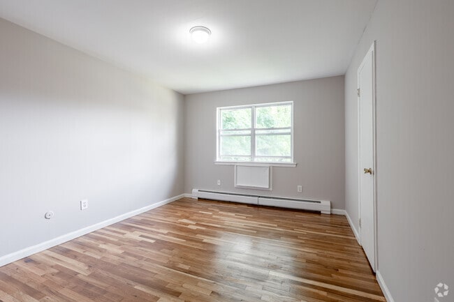 1BR 1BA