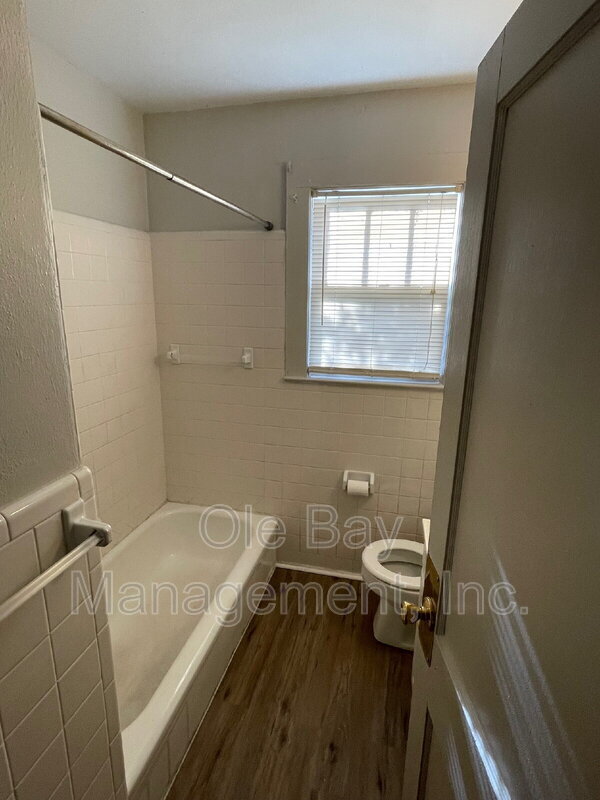 Photo - 414 Hall Ave