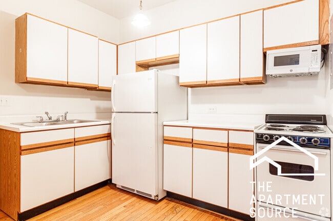 Building Photo - 634 W Barry Ave Rental