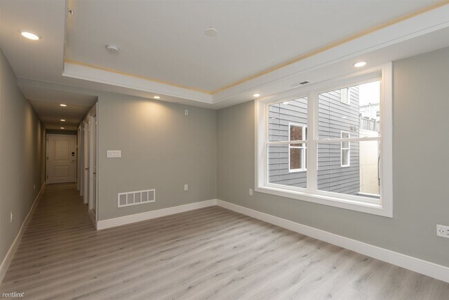 Photo - 1133 E Columbia Ave Unit 204