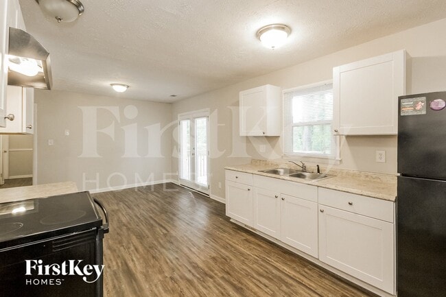 Photo - 5233 Maple Valley Rd SW