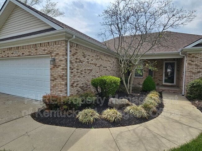 Building Photo - 321 Lebeau Dr