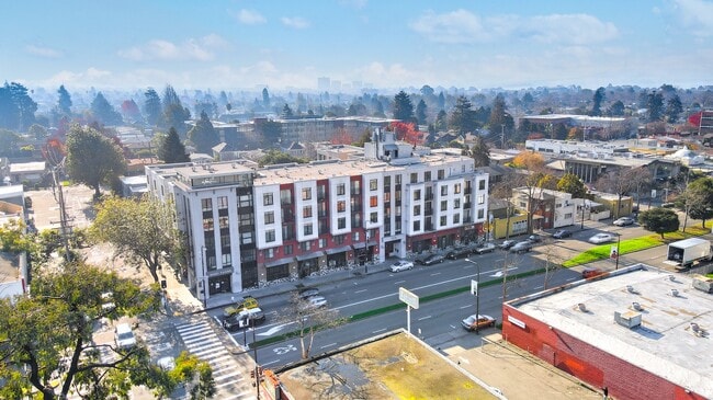 Photo - Acton Courtyard