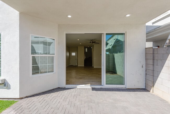 Photo - Gifford Groves