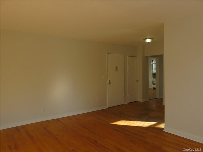 Photo - 7 Winchester Ave Unidad 2A