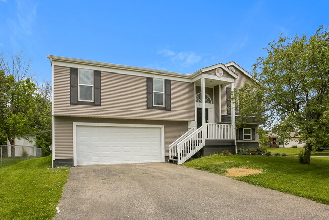 Photo - 6252 Tanbark Ct
