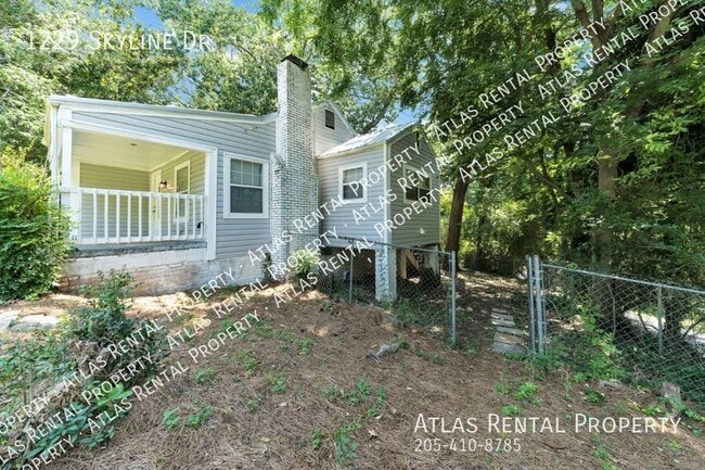 Photo - 1229 Skyline Dr