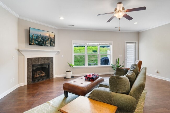 Photo - 3-Bedroom Townhome Available Eary July!