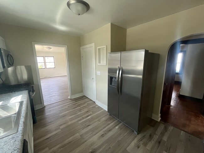 Photo - Fully Remodeled 2 Bedroom 1.5 Bathroom House in Moline