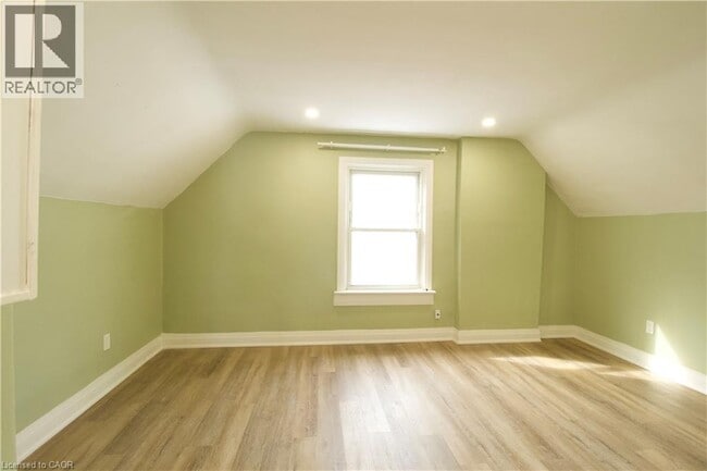 Photo - 1243 Langmuir Ave