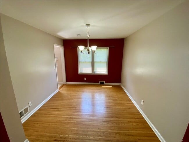 Photo - 35 Westmoreland Dr