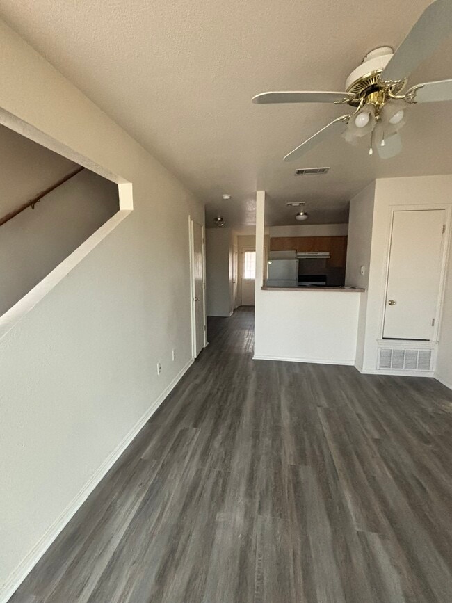 4603 Hudson Dr Unit B