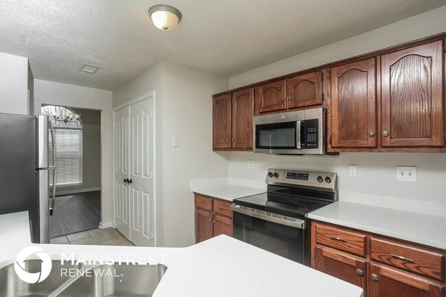 Photo - 2166 Greencliff Dr