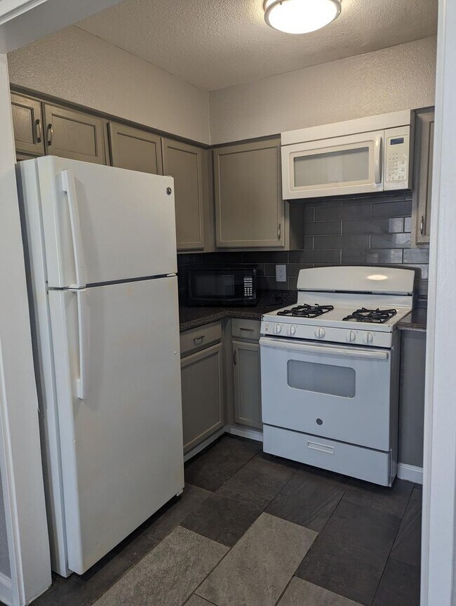 Photo - Grigsby Square Apartments Main