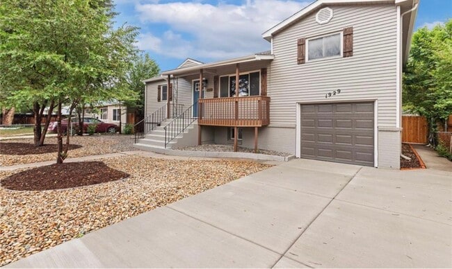 Building Photo - 1929 S Prospect Ave