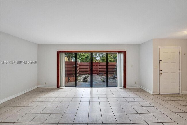 Photo - 2990 Oaktree Ln