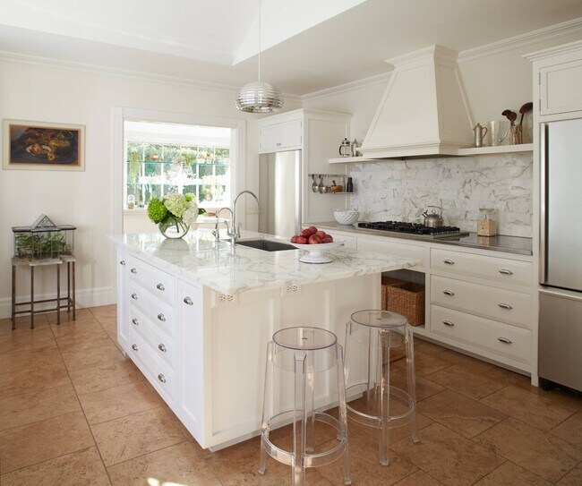 Photo - 104 Little Plains Rd