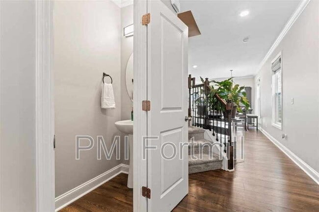 Photo - 310 Bulrush Rd