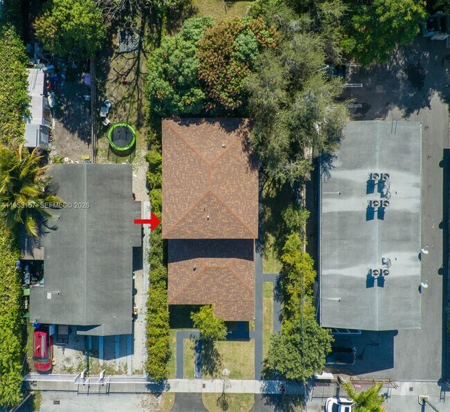 Photo - 742 NW 70th St Unidad 2