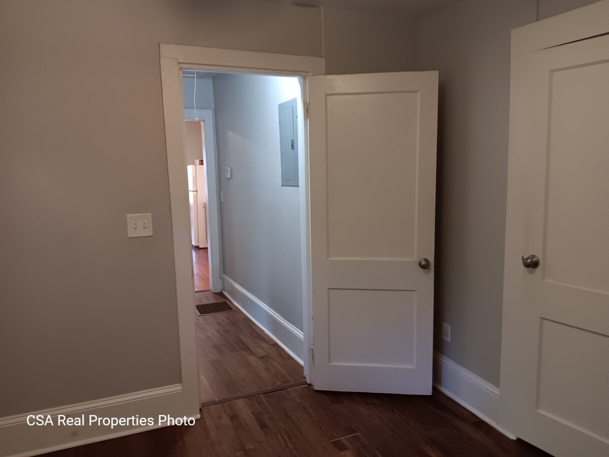 Photo - 1440 Fulton Ave Unit b