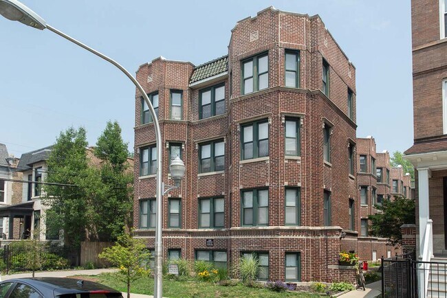 Photo - 3845 N Greenview Ave Unidad S2 Rental