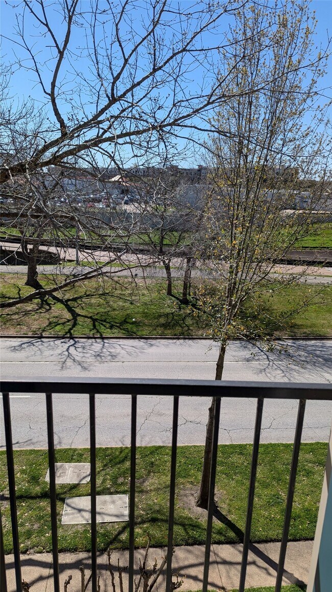 Photo - 2400 N Braeswood Blvd Unidad 326