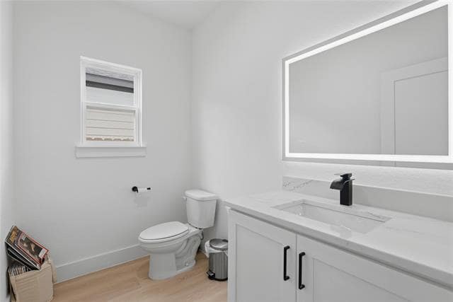 Photo - 404 N Moore St