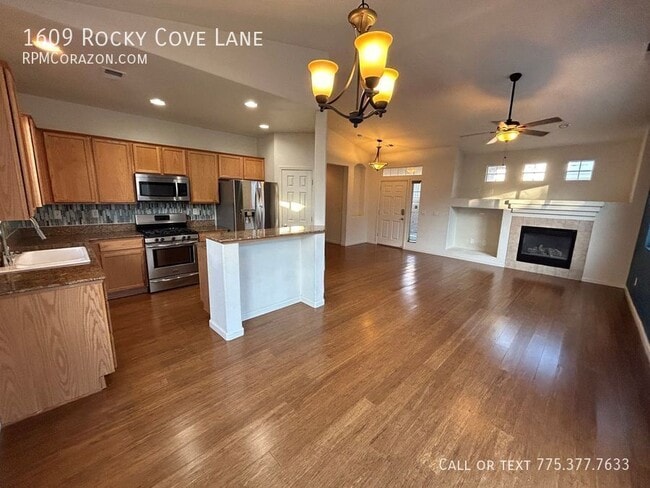Photo - 1609 Rocky Cove Ln
