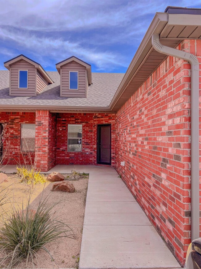 Photo - 11913 Evanston Ave