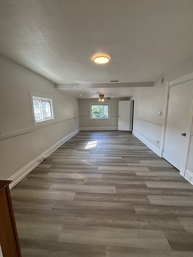 Photo - 201 Mackinaw St Unit Upper Front