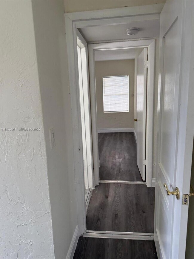 Photo - 4721 NW 33rd Ave Unit 4721