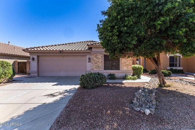 Photo - 15847 W Saguaro Ln