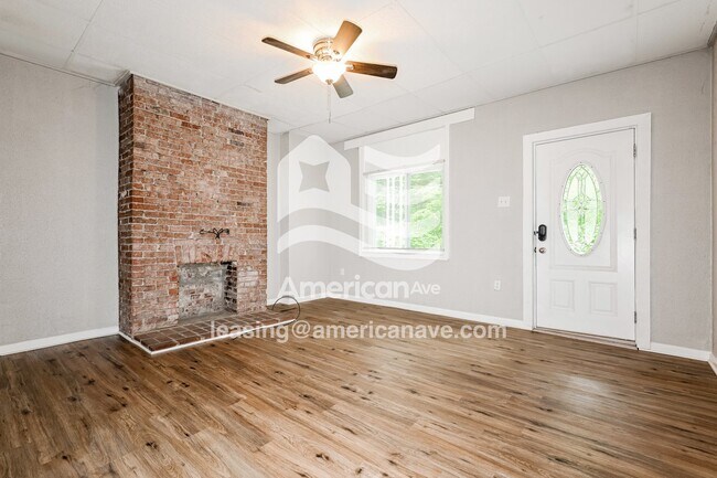 Photo - 1623 Lynn Ave