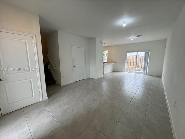 Photo - 2609 SE 11th St