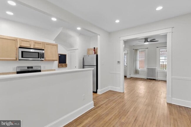 Photo - 4007 4th St NW
