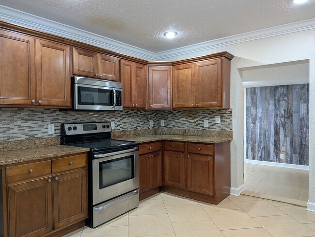 Photo - 4 Bedroom Home in Winter Park