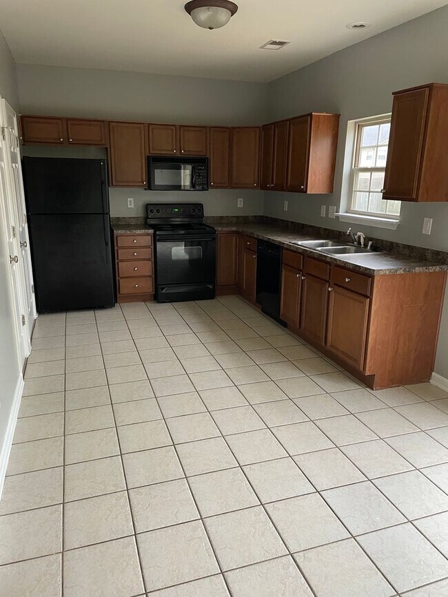 Photo - 118 Lowell Ct Unidad 1